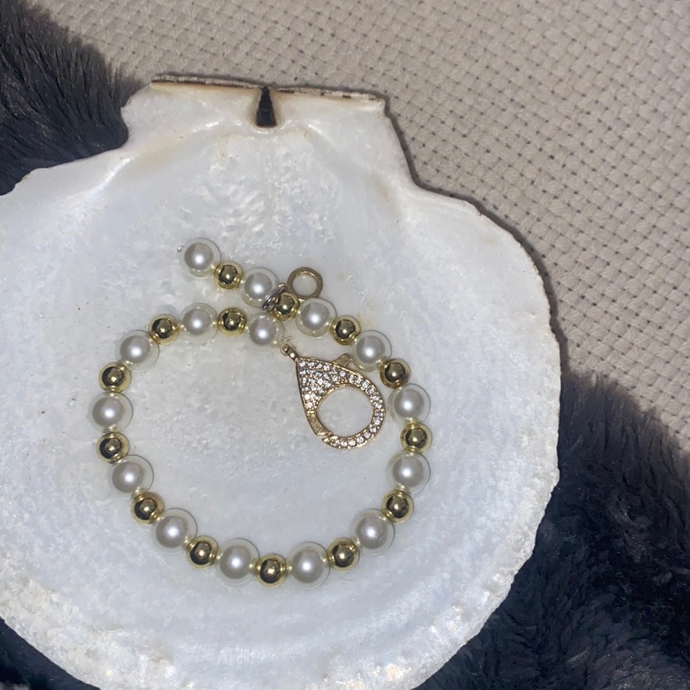 Gold pearls and white pearls bracelet handmade